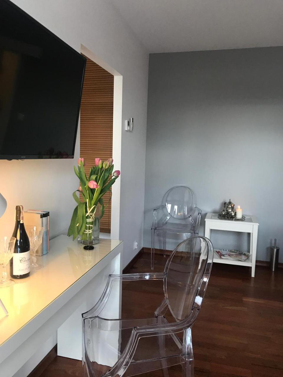 4 All Apart Hotel Swarzedz Ngoại thất bức ảnh
